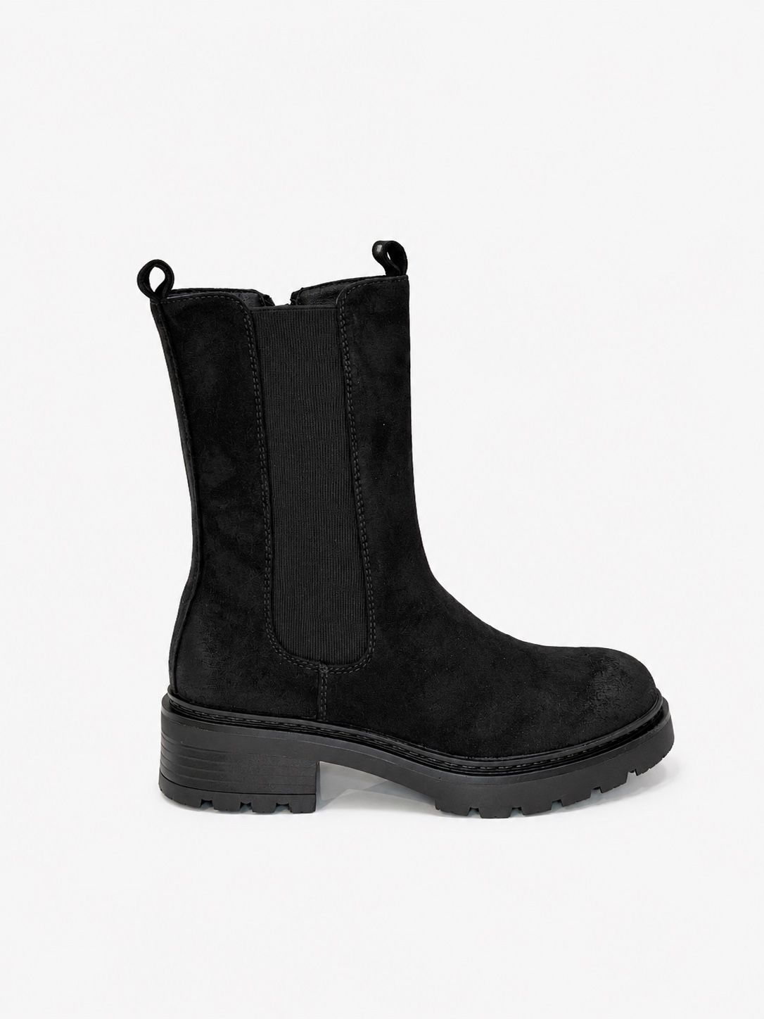 Chelsea Boots with Lug Sole