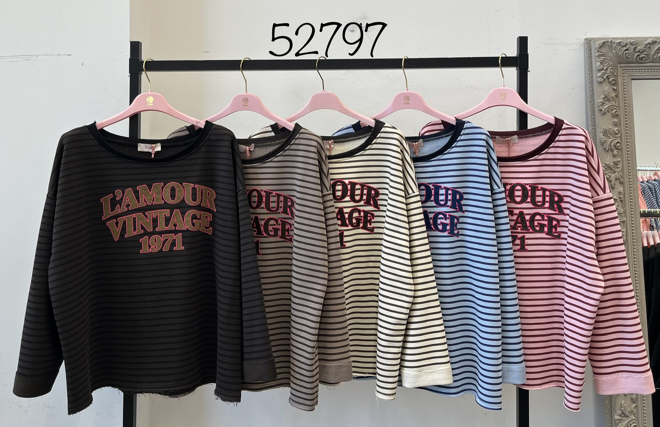 Relaxed Sweatshirt with Slogan