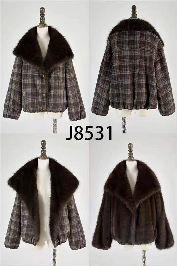 Puffer Jacket with Fur Collar