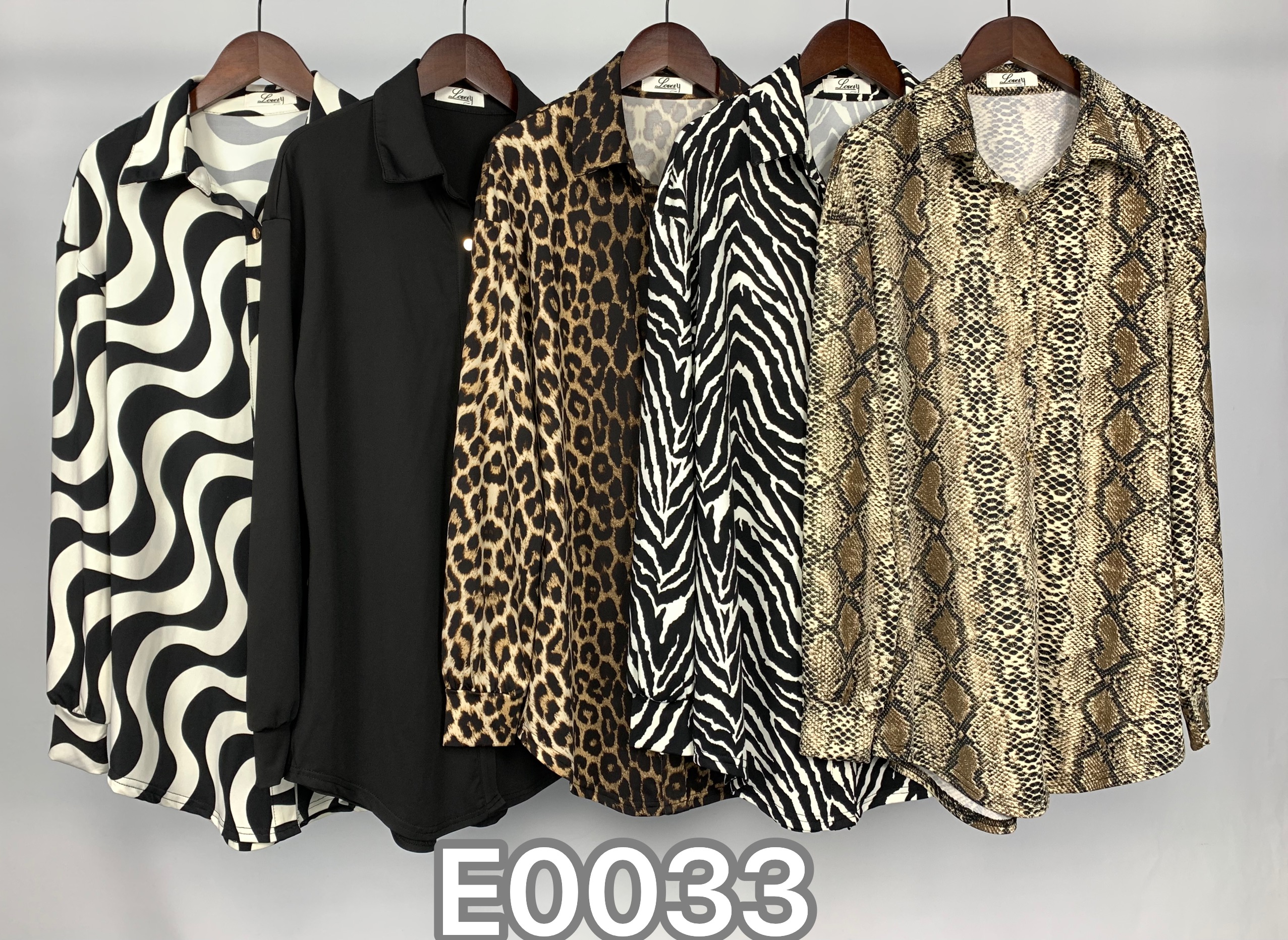 Relaxed Fit Shirt with Collar