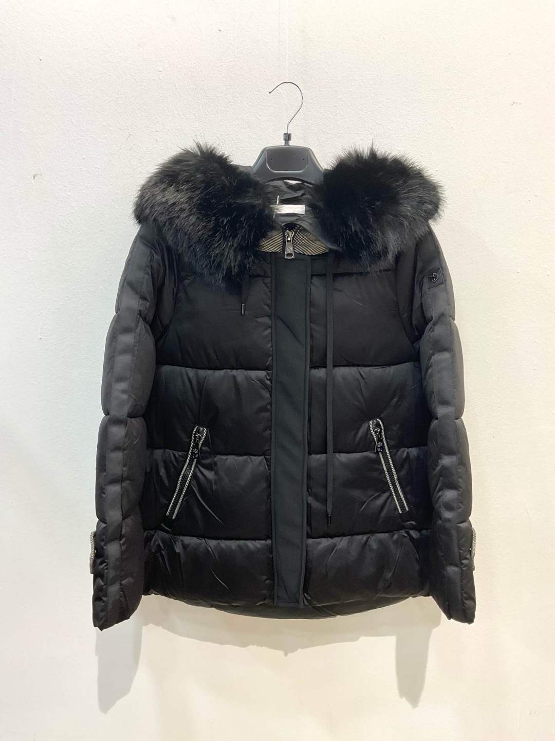 Hooded Down Jacket
