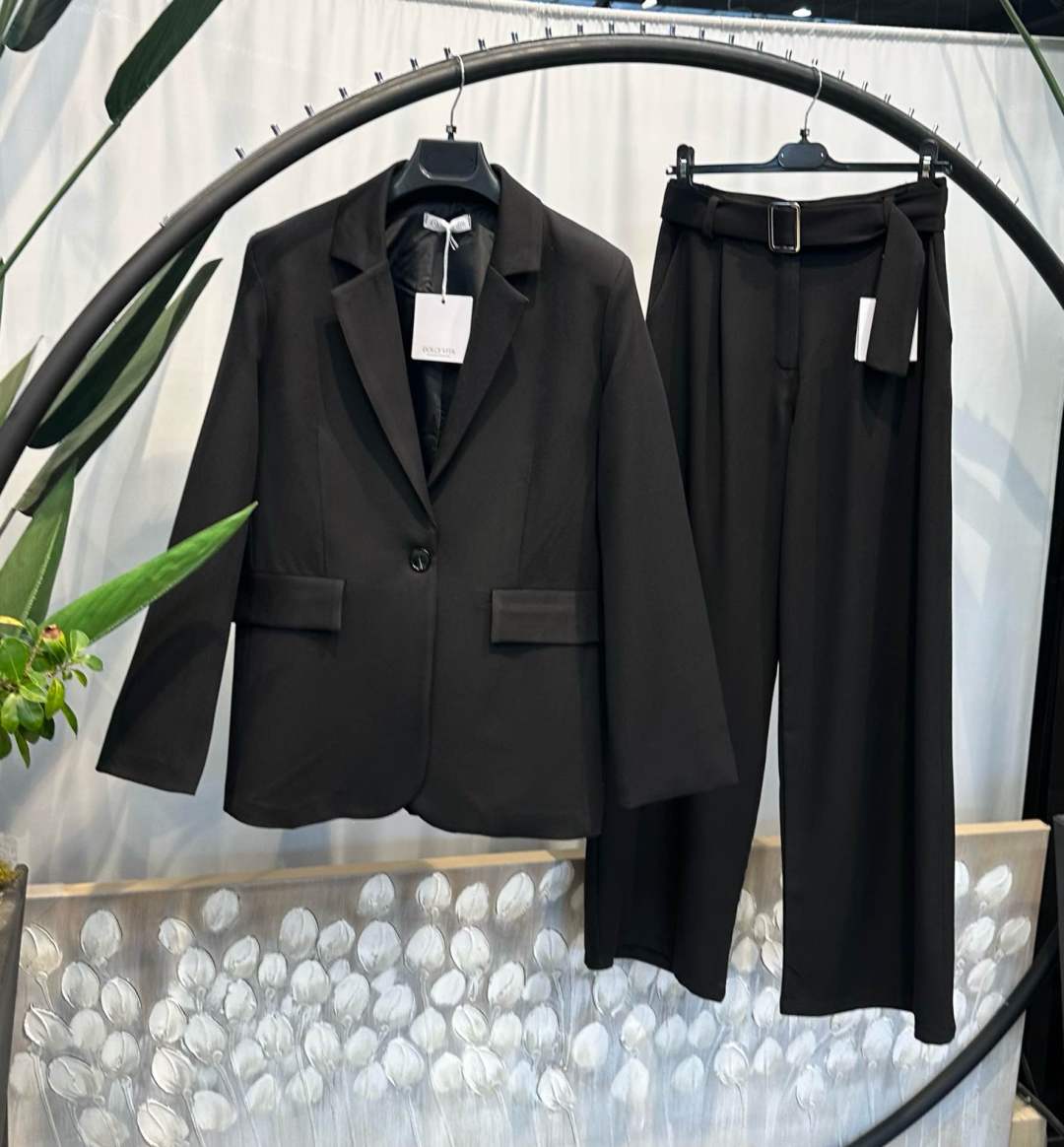 Tailored Lapel Blazer