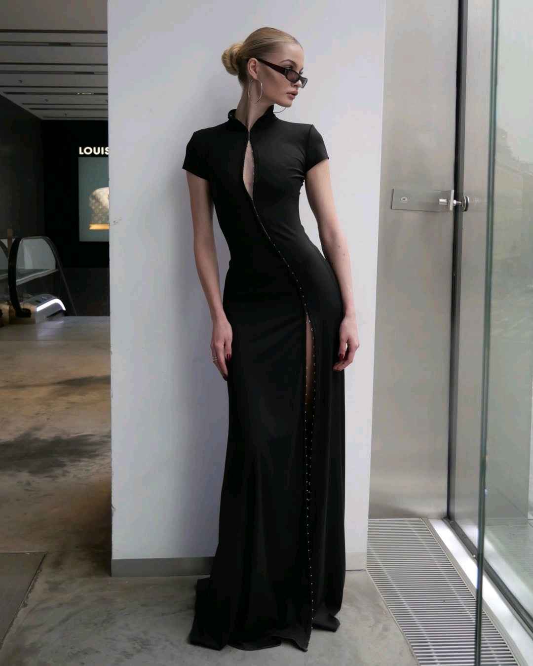 Mermaid Maxi Dress with V-Neck