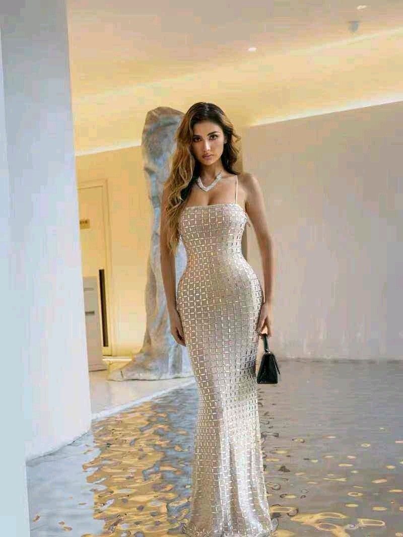 Mermaid Maxi Dress with Square Neckline