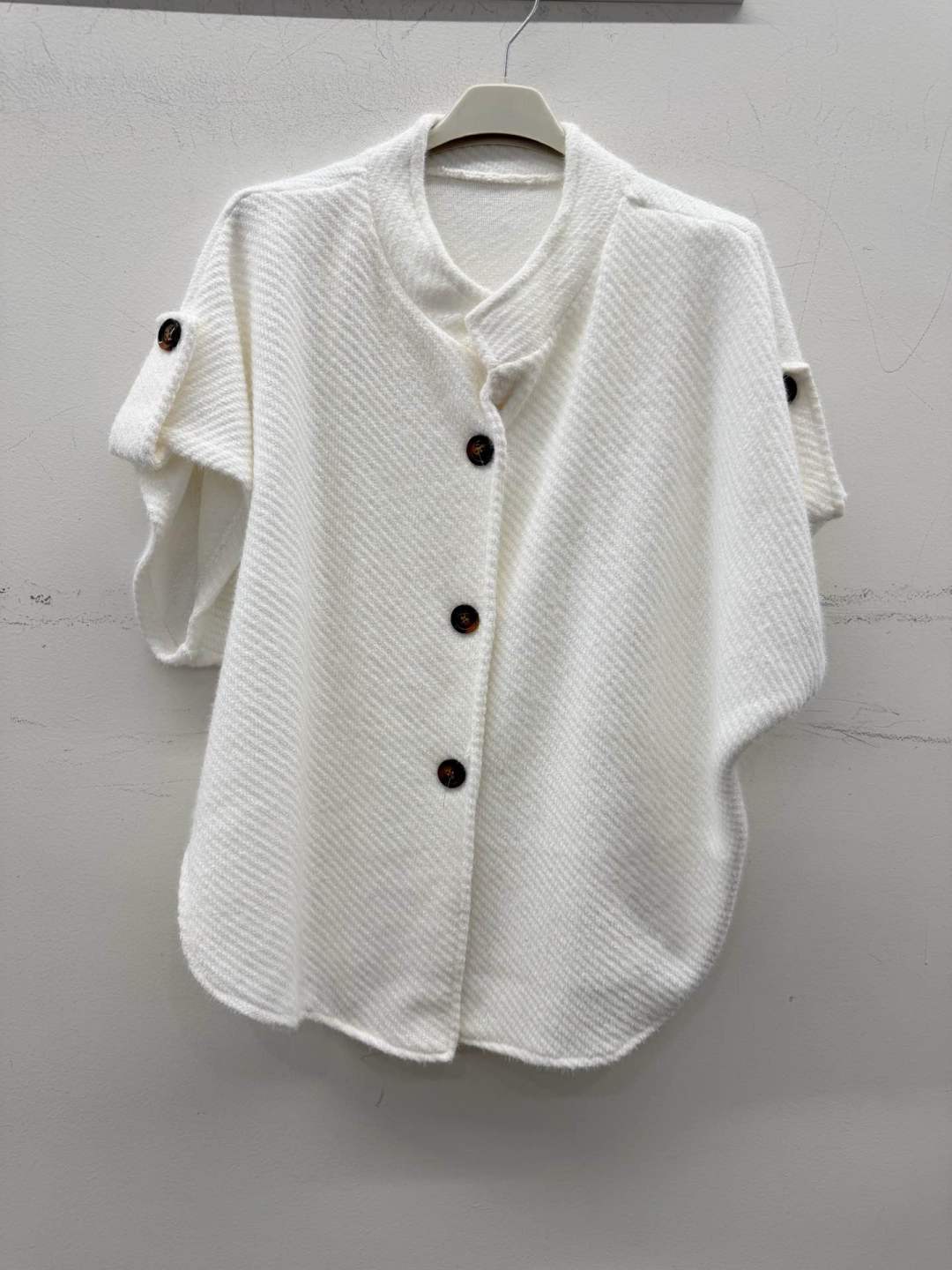 Relaxed Hip-Length Jacket