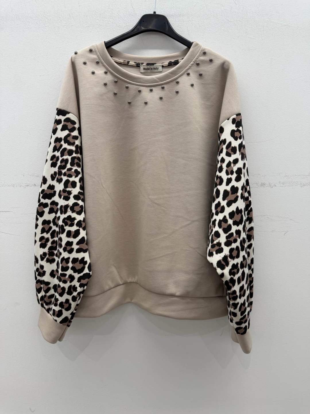 Relaxed Studded Sweatshirt