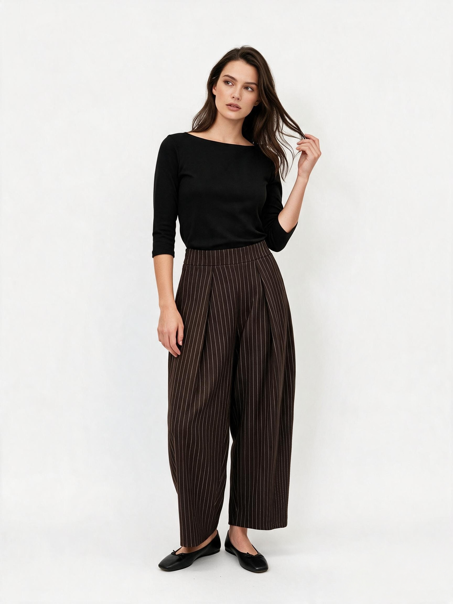 Wide Pleated Trousers
