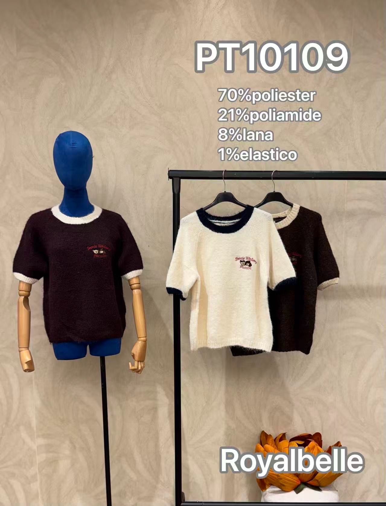 Short-Sleeve Sweater with Embroidery
