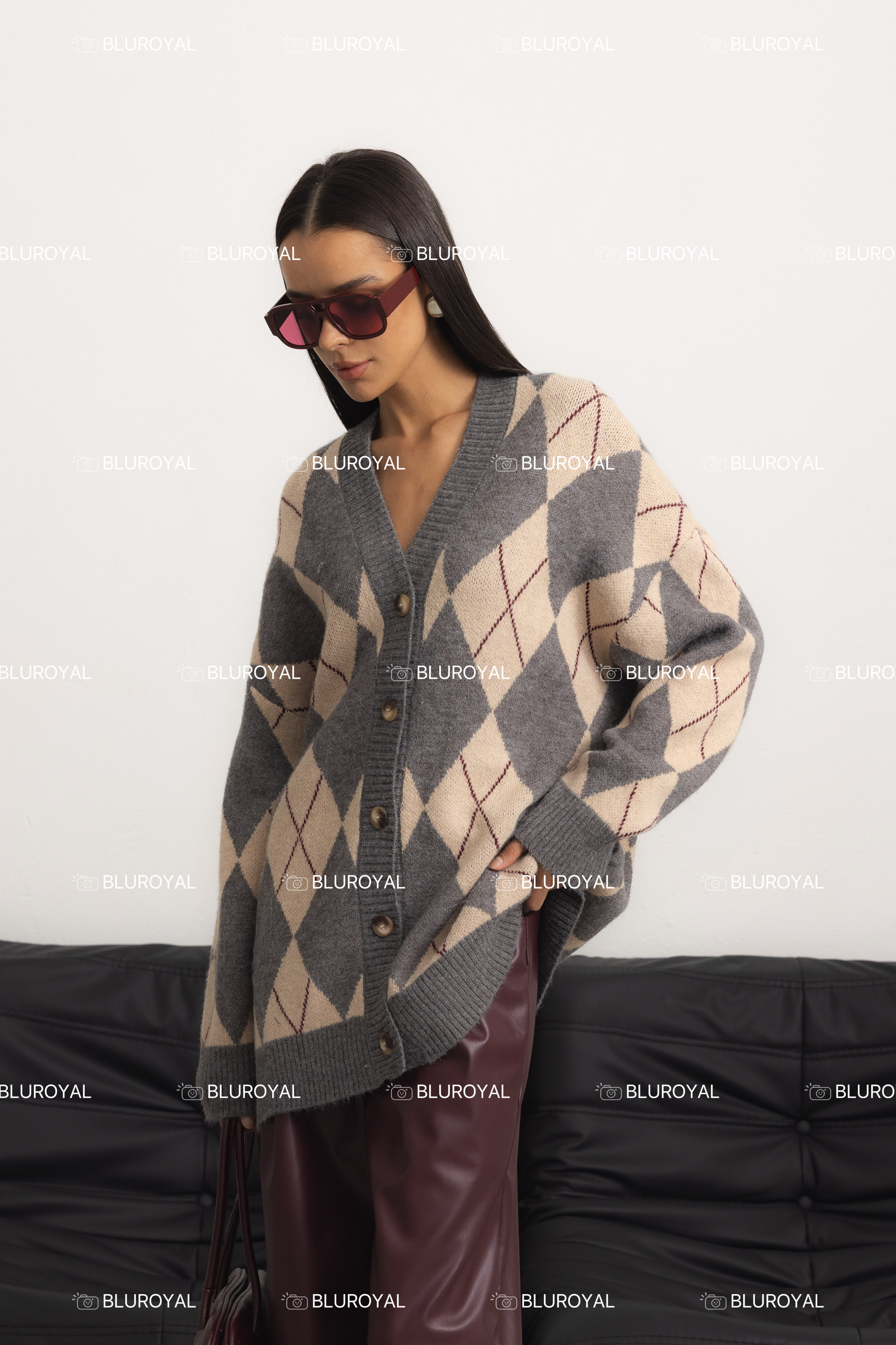 Oversized Diamond-Pattern Cardigan