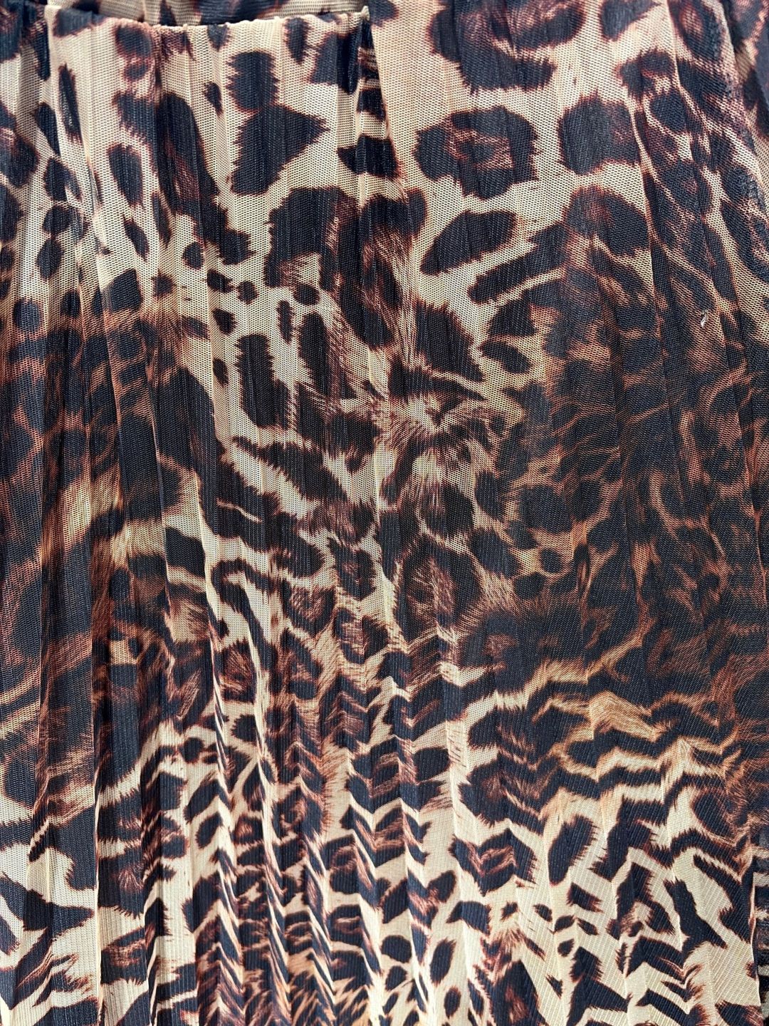 Pleated Midi Skirt with Animal Print