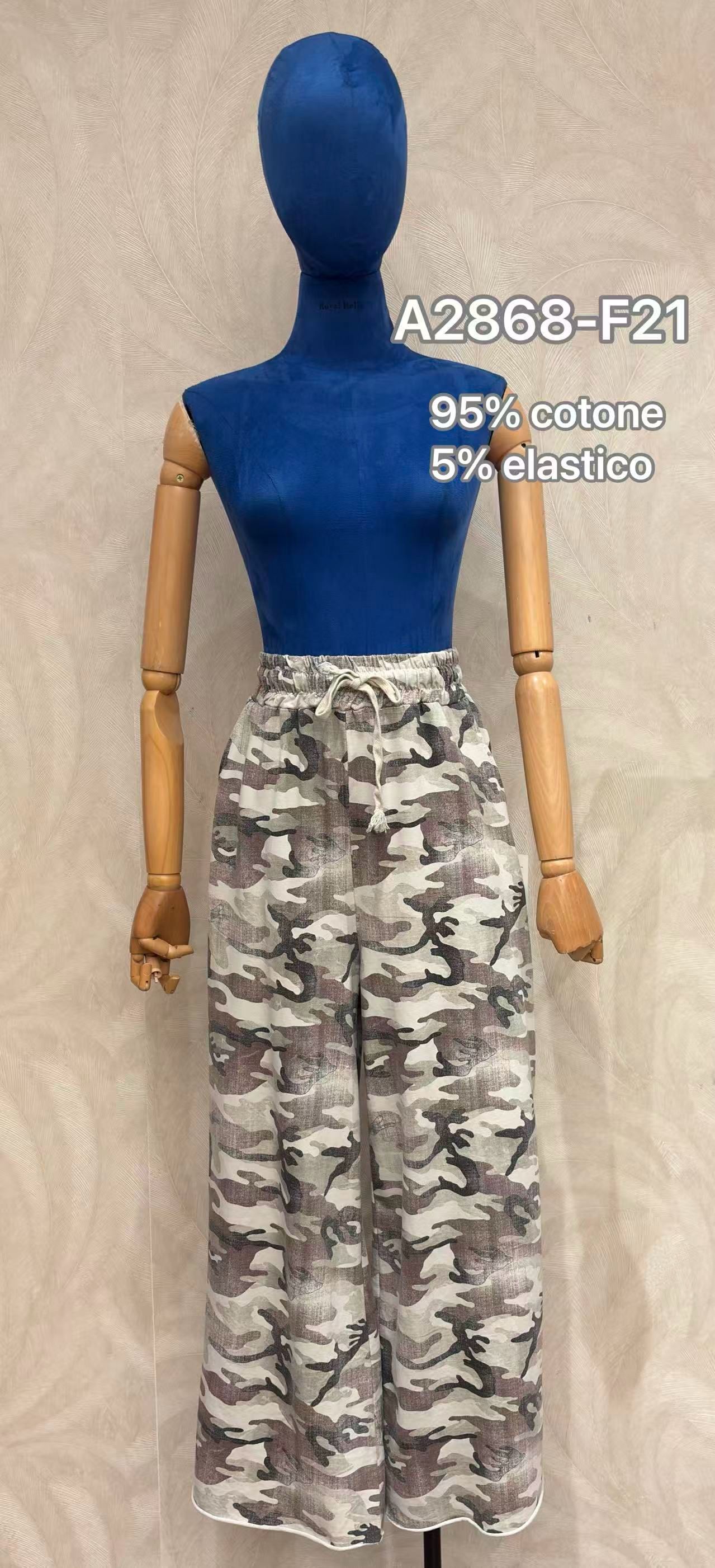 Wide Leg Cargo-Print Trousers