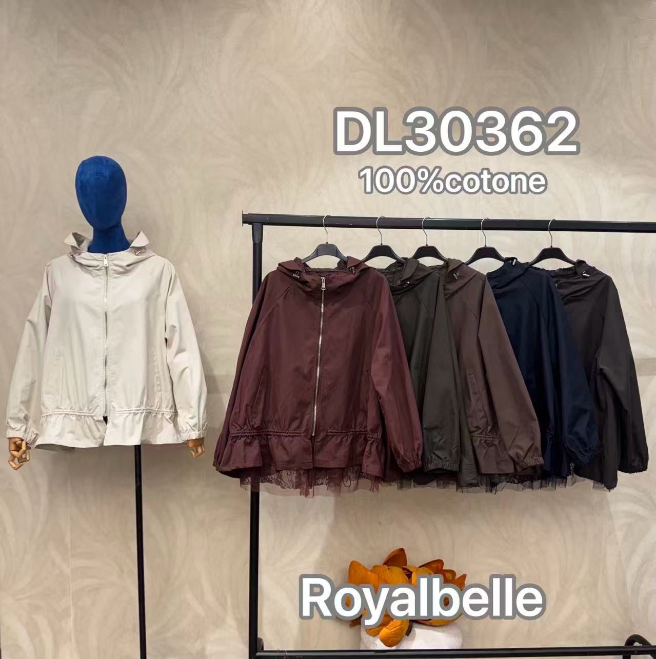 Relaxed Hooded Jacket