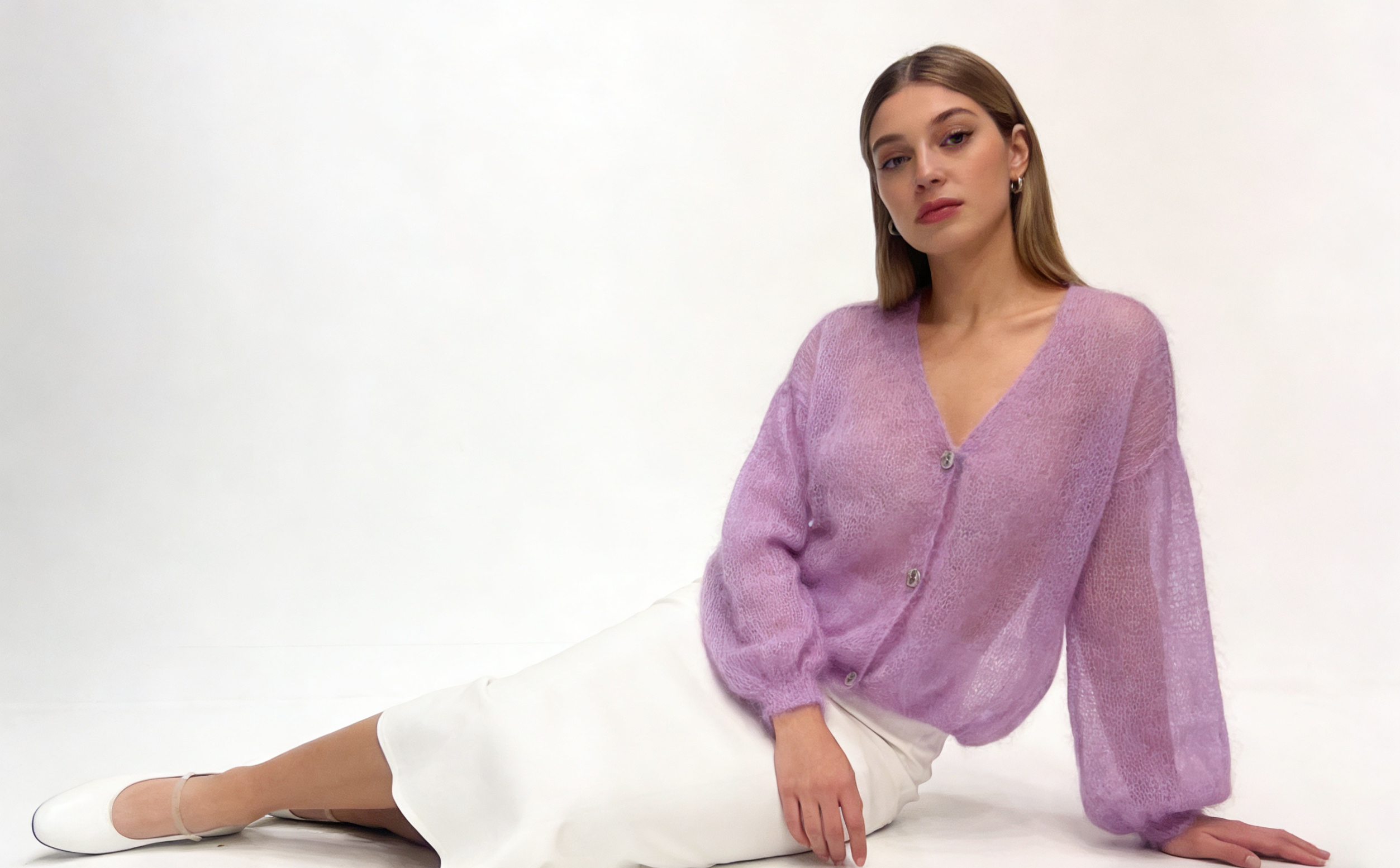 Relaxed V‑Neck Cardigan