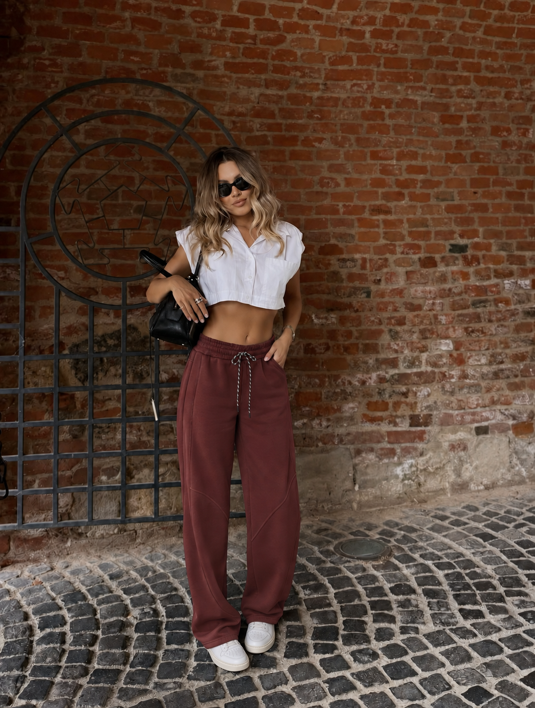 Wide‑Leg Drawstring Sweatpants
