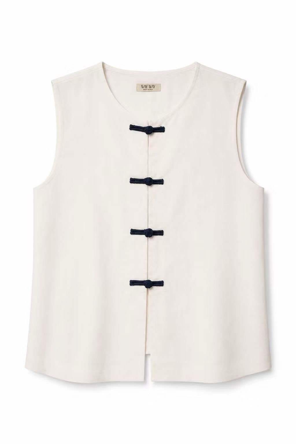 Straight Buttoned Vest