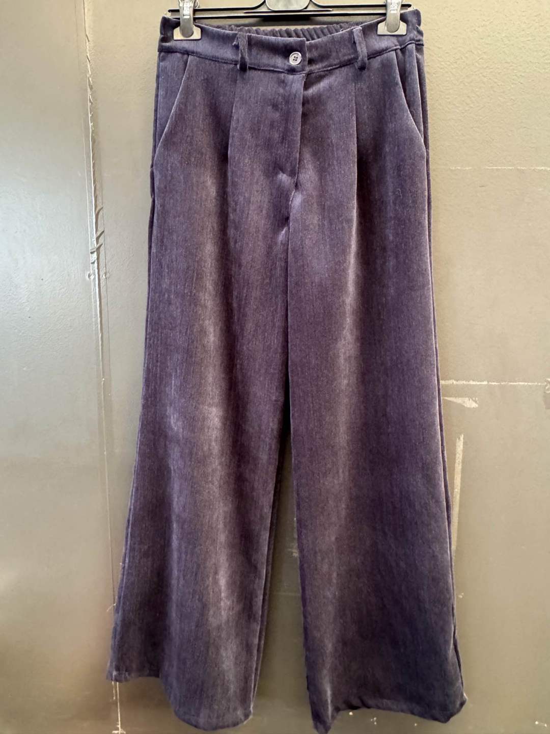 Wide-Leg Pleated Trousers