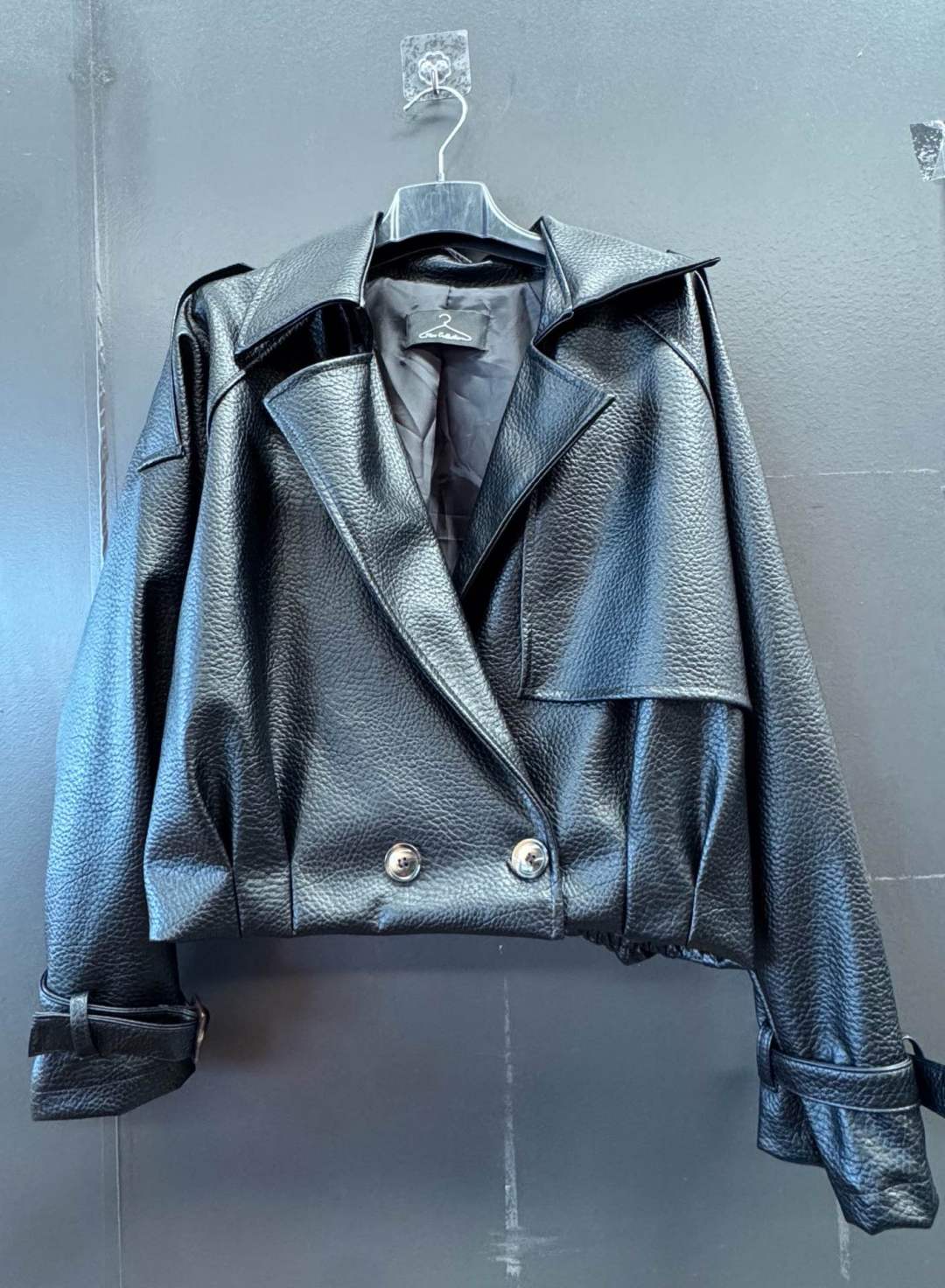 Oversize Cropped Jacket with Lapels