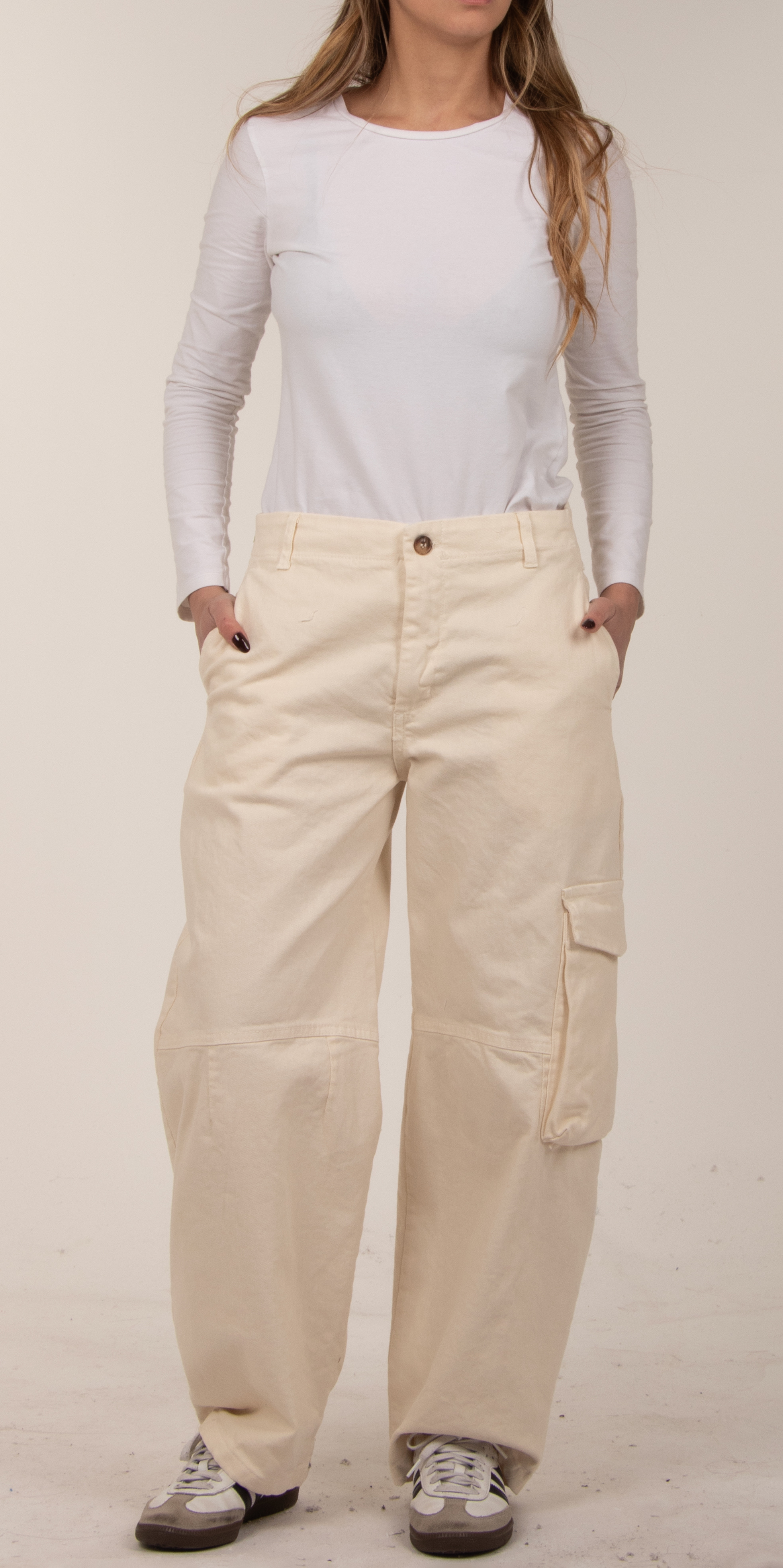 Relaxed Cargo Trousers