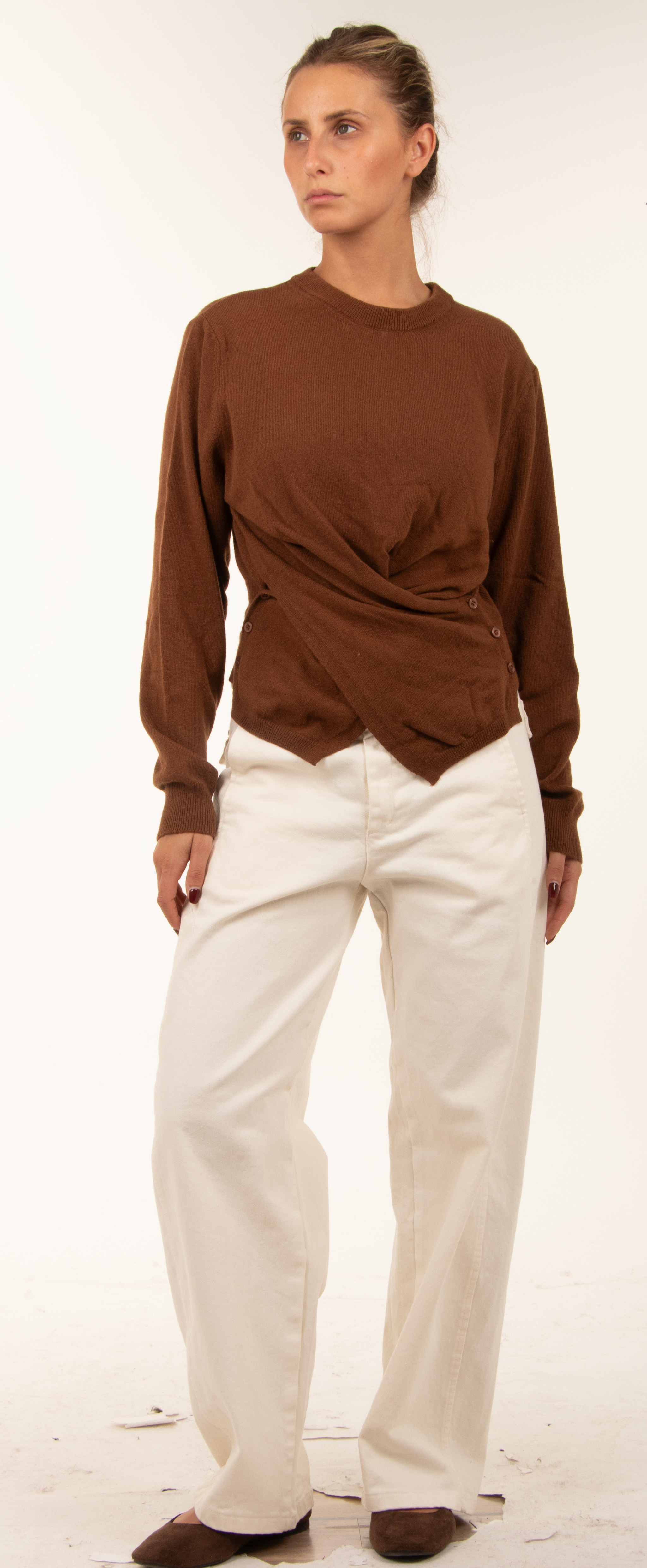 Regular Sweater with Knot