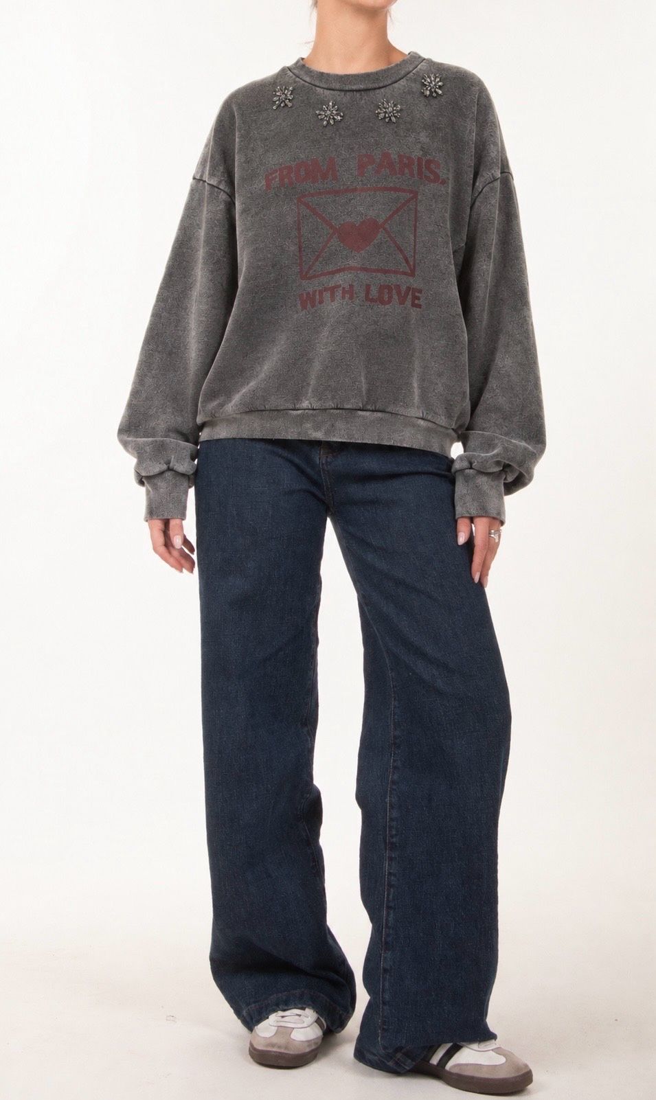 Oversized Sweatshirt with Embroidery