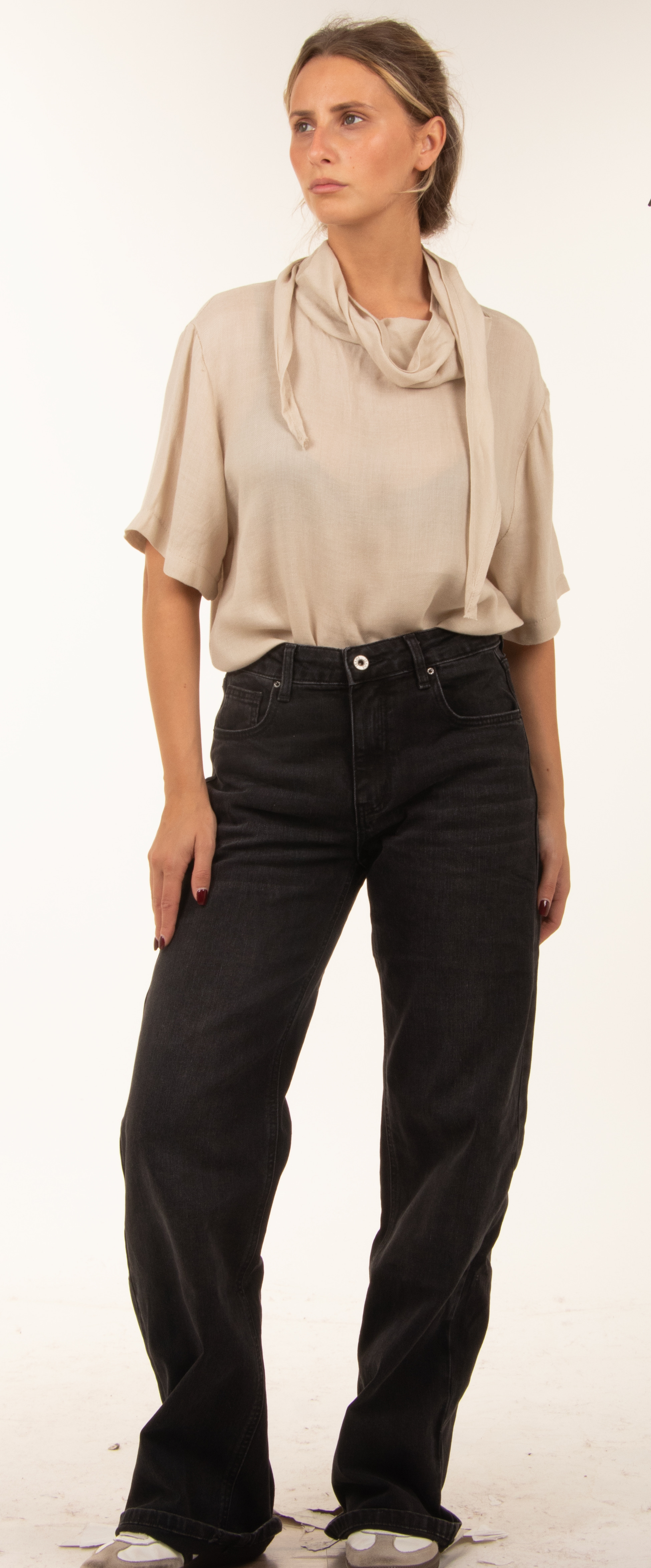 Straight-Leg Jeans