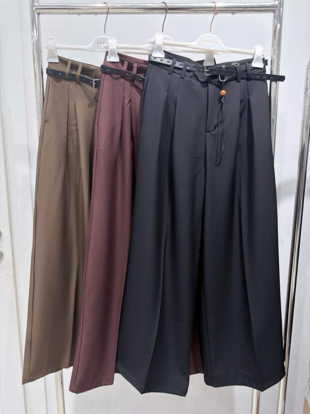Wide Pleated Trousers