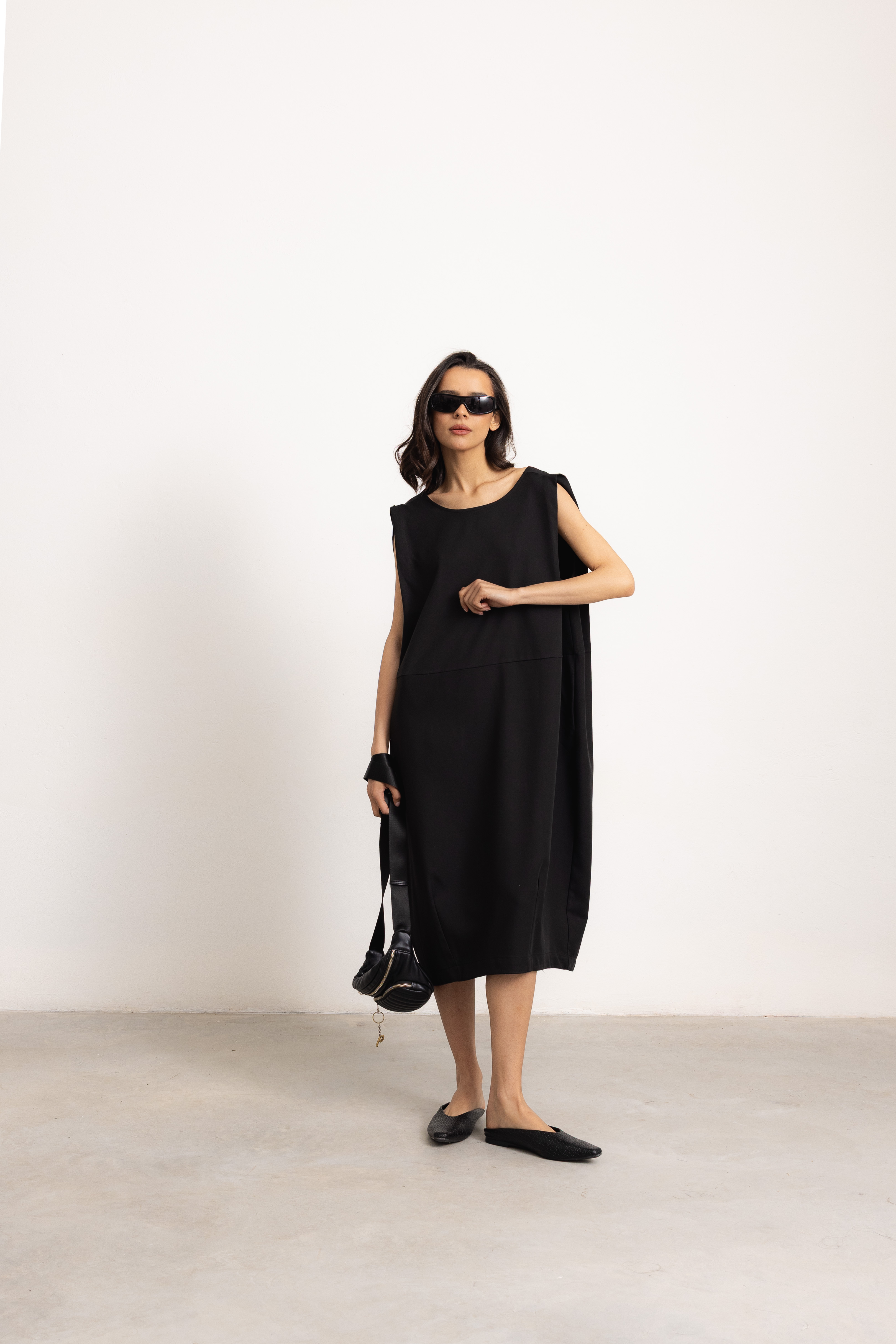 Oversized Midi Dress with Pockets