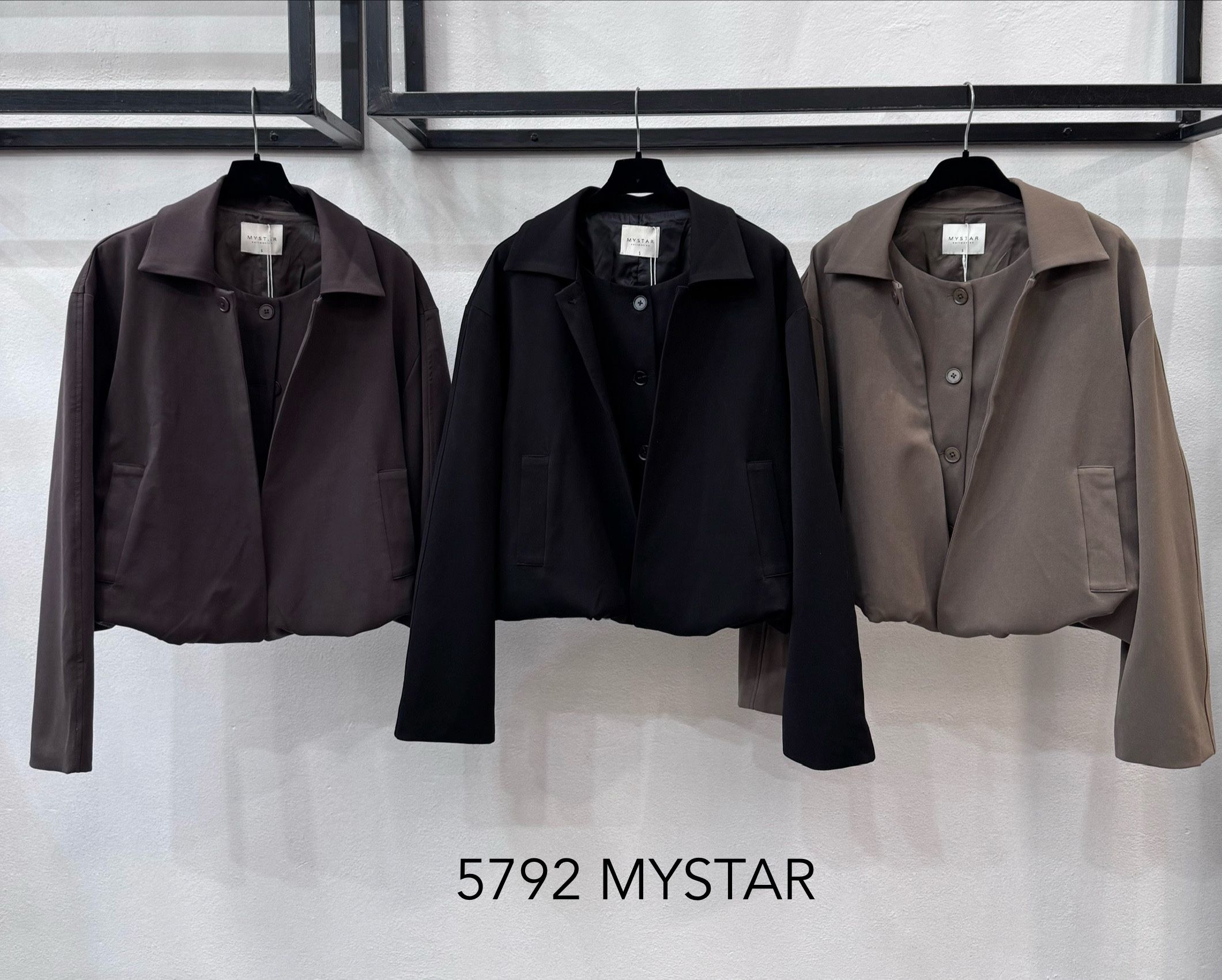Short Jacket with Lapels