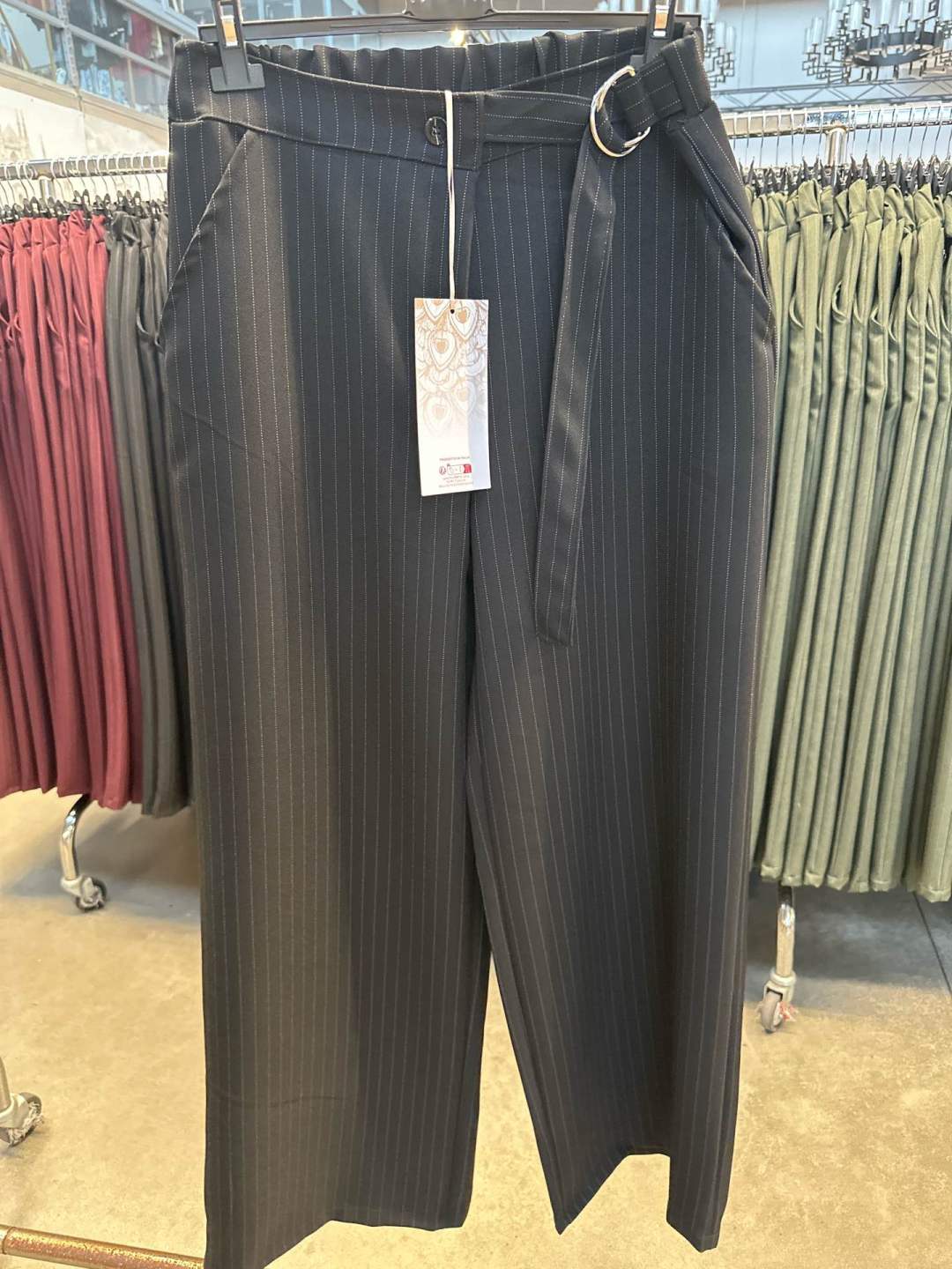 Wide High‑Waist Trousers