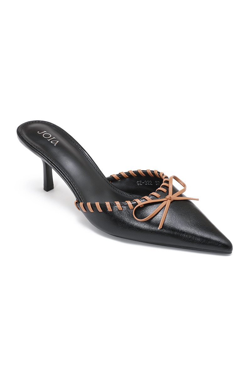 Bow-Trim Mule Pumps