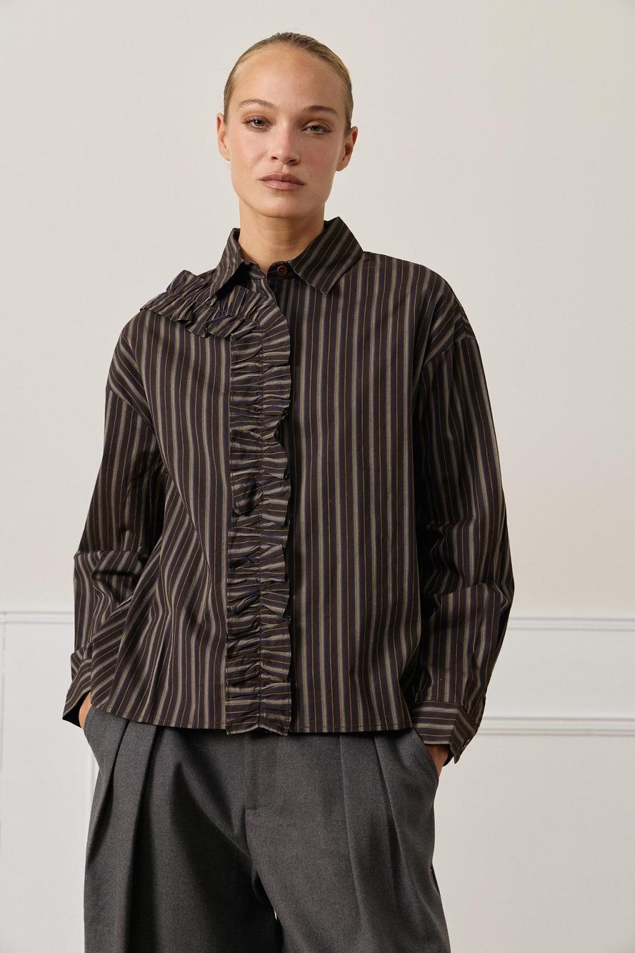Relaxed Ruffle Shirt