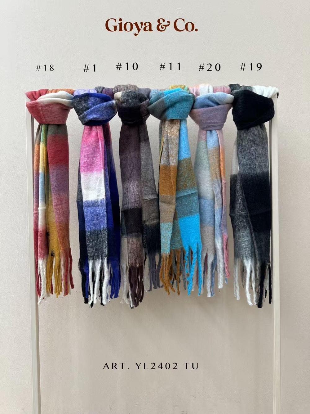Accessory: Fringed Scarf