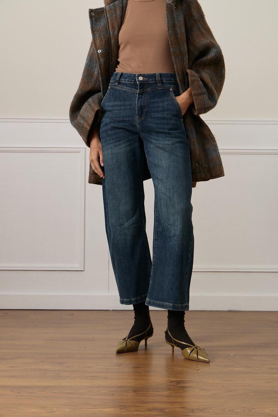 High-Rise Straight Trousers