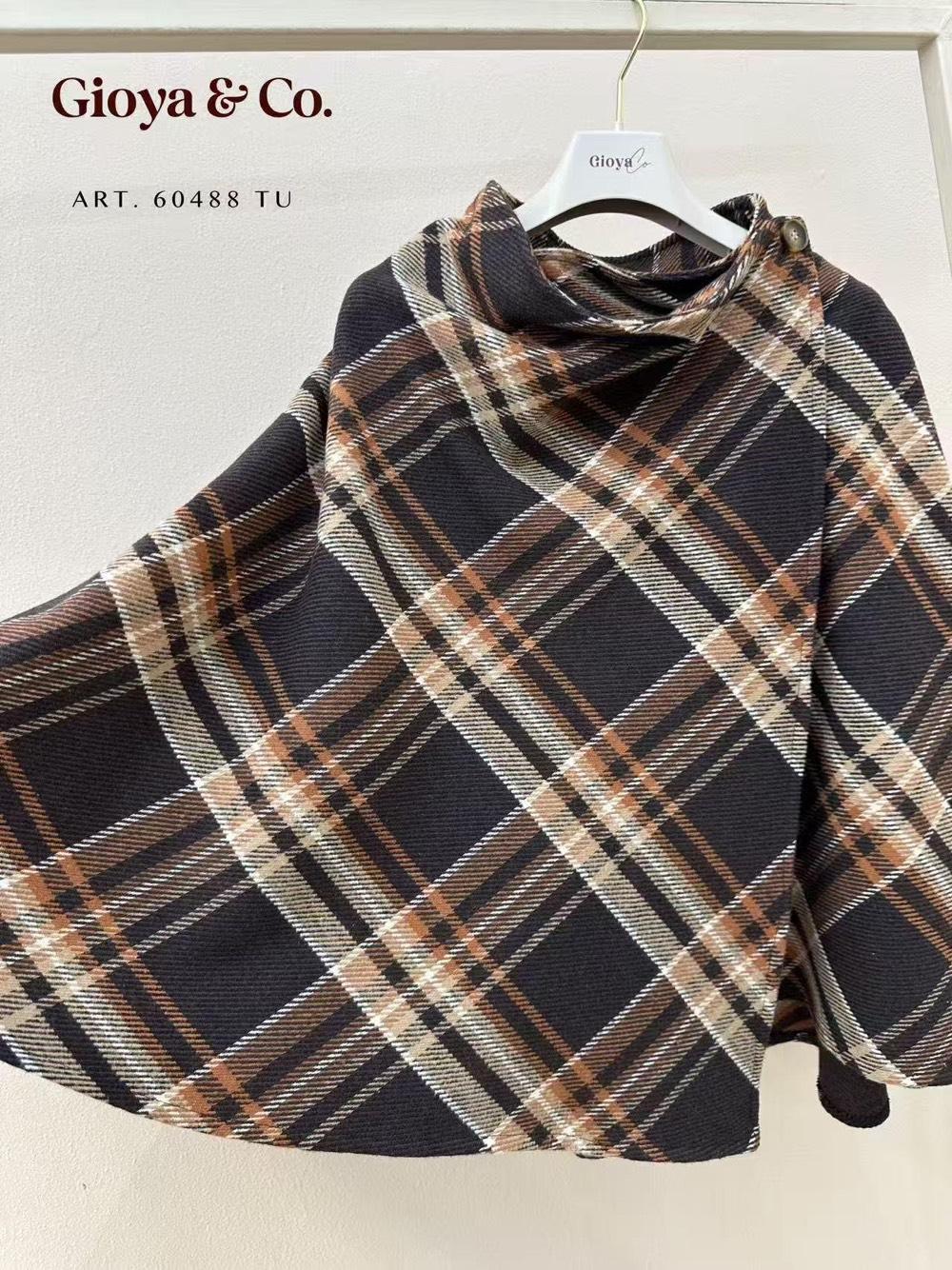 Relaxed Jacket with Collar
