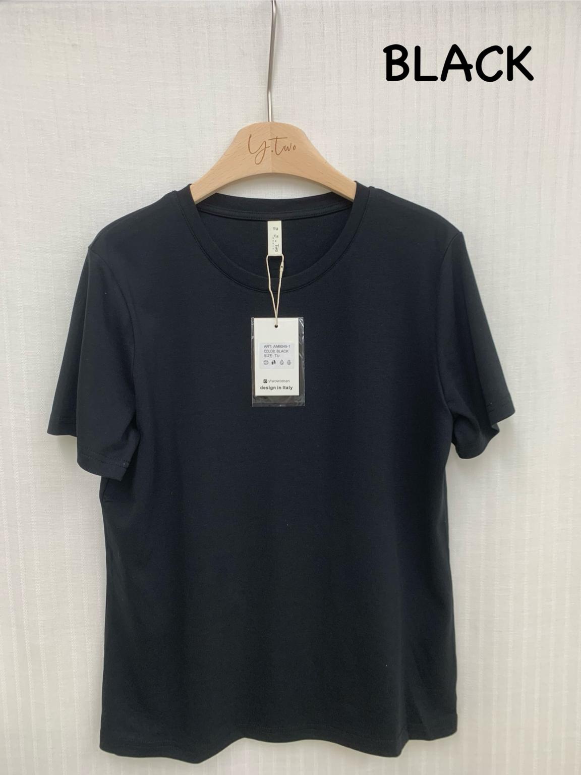 Basic Crew Neck T‑Shirt