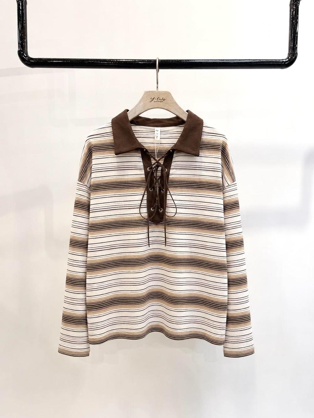 Shirt with Collar and Tie