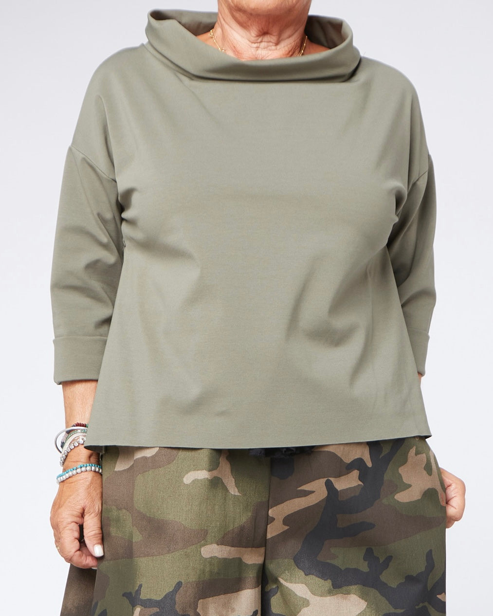 3/4 Turtleneck Top