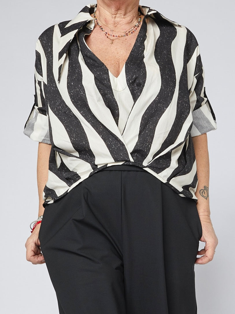 Long Shirt with Wavy Stripes